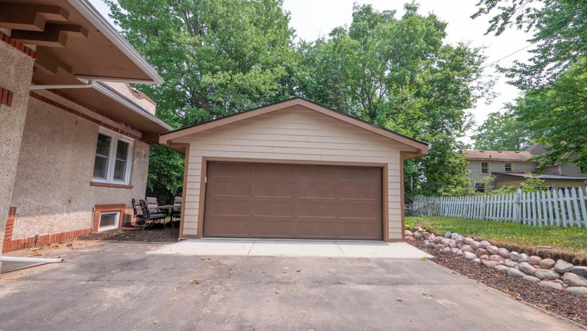 Spanish Charm 4Bed/3Bath Waupaca Exteriör bild